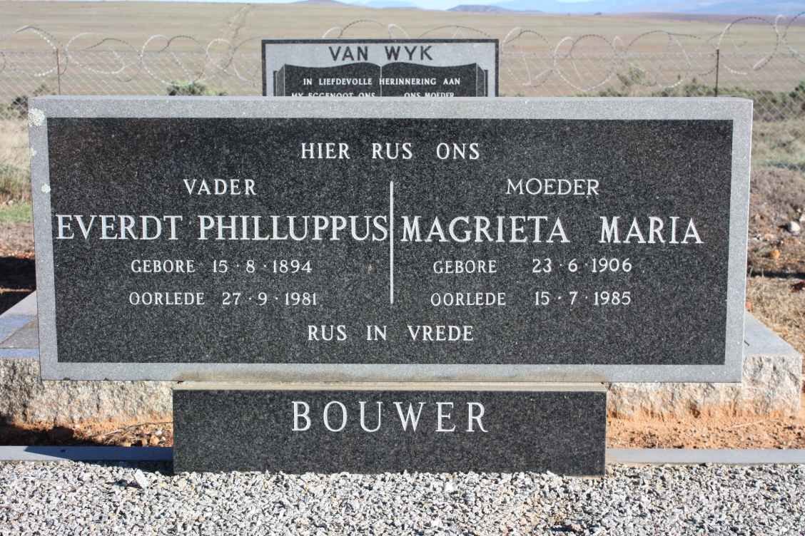 BOUWER Everdt Phillippus 1894-1981 &amp; Magrieta Maria 1906-1985