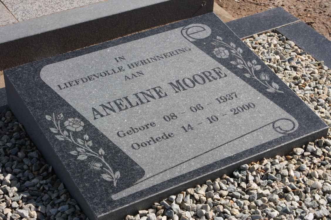 MOORE Aneline 1937-2000