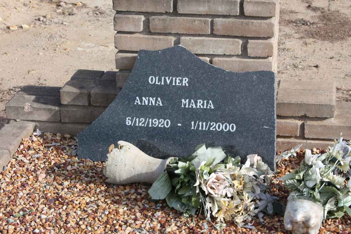 OLIVIER Anna Maria 1920-2000