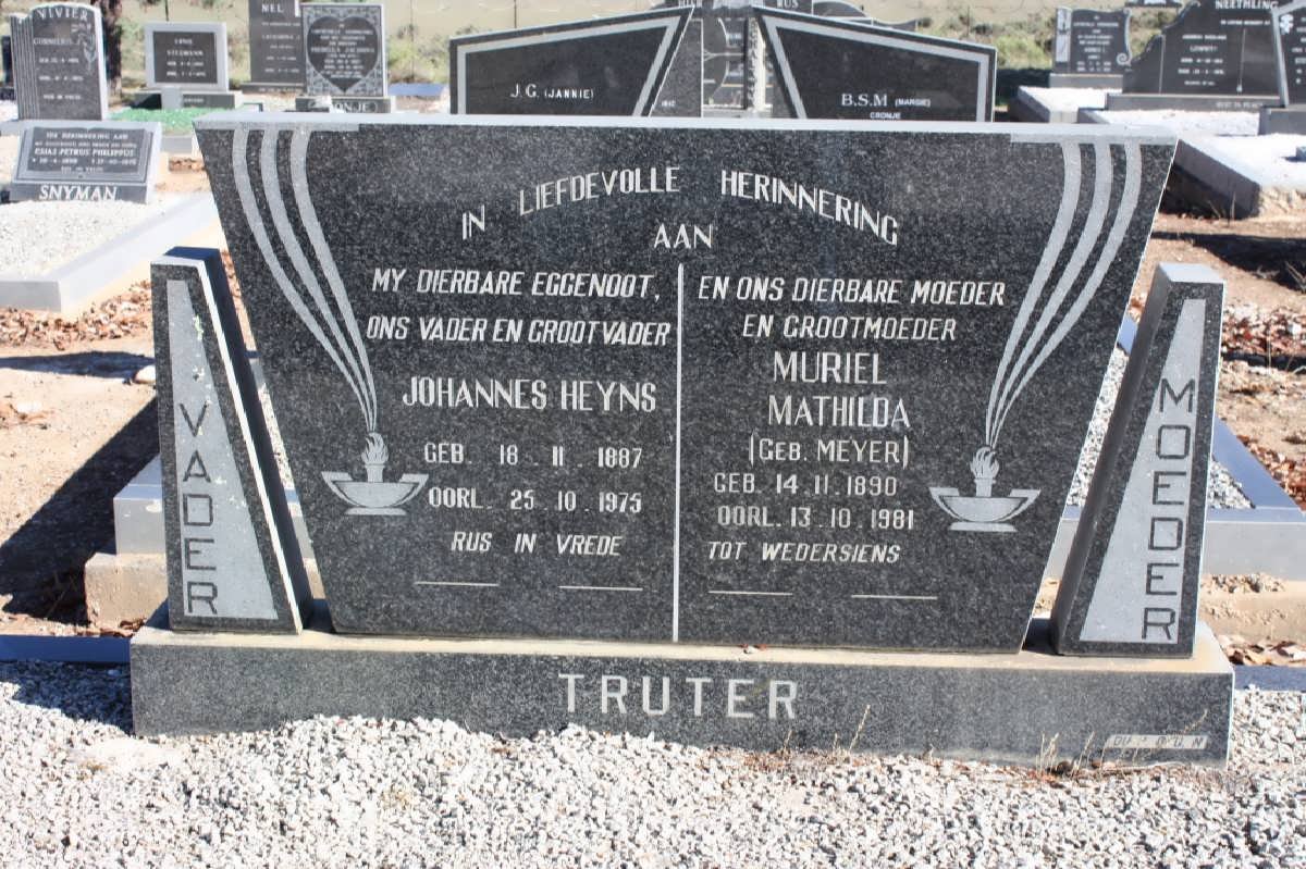 TRUTER Johannes Heyns 1887-1975 &amp; Muriel Mathilda MEYER 1890-1981