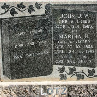 LOTZ John J.W. 1888-1963 &amp; Martha H. DE JAGER 1898-1982