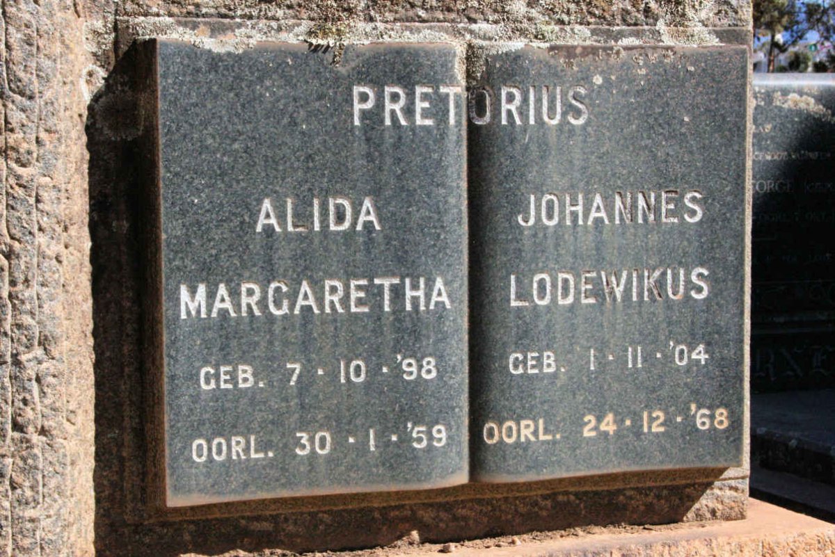 PRETORIUS Johannes Lodewikus 1904-1968 &amp; Alida Margaretha 1898-1959