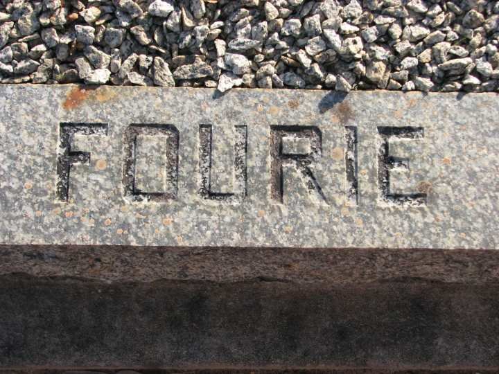 FOURIE Piet 1883-1949 & Albertha 1884-1975