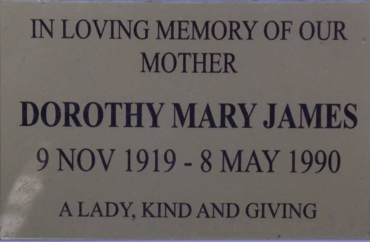JAMES Dorothy Mary 1919-1990