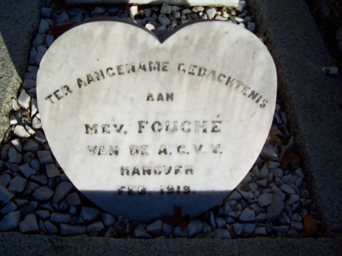 FOUCHE Sophia Johanna nee DU TOIT 1880-1918
