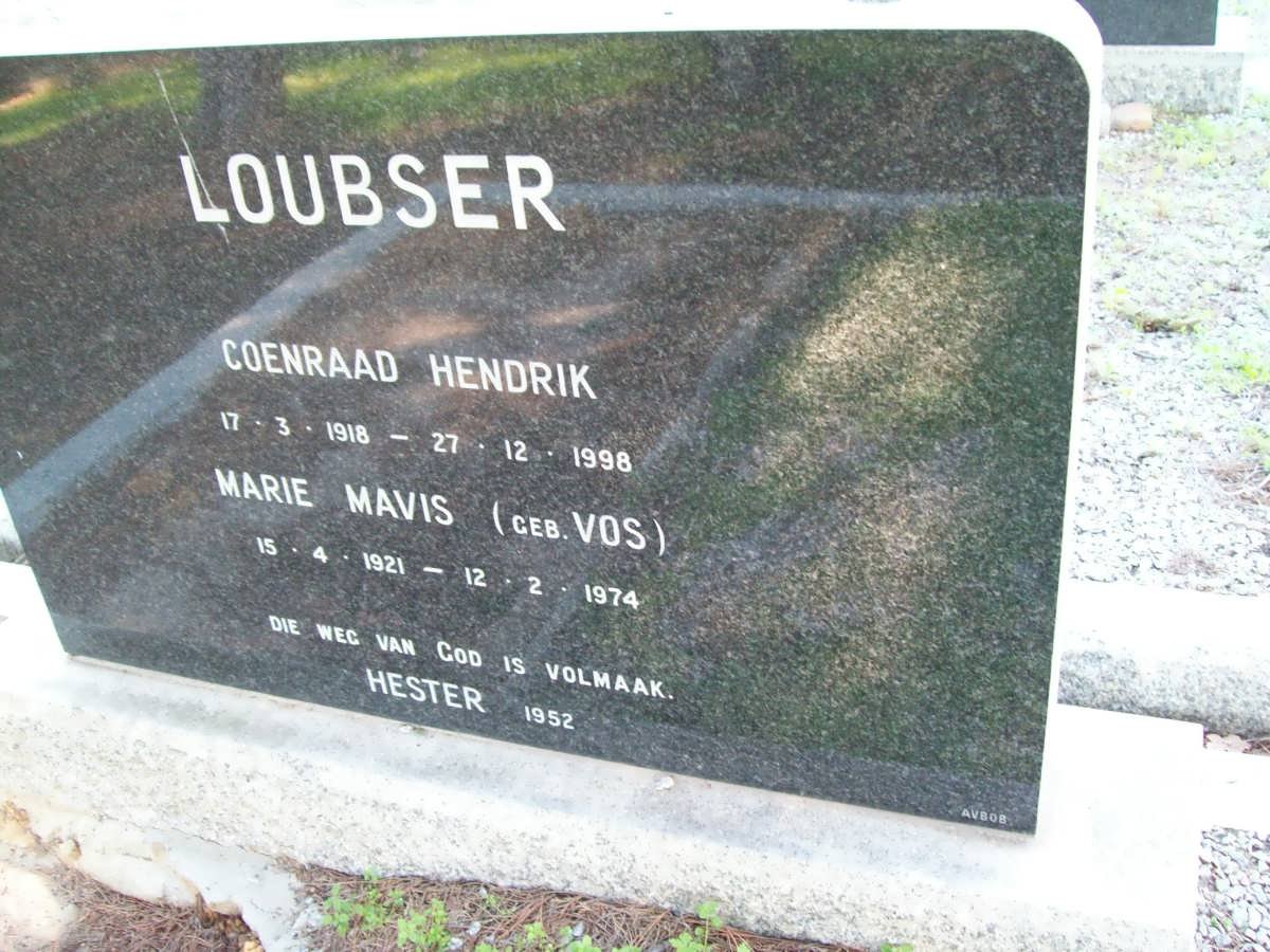 LOUBSER Coenraad Hendrik 1918-1998 :: LOUBSER Marie Mavis nee DE VOS 1921-1974 :: LOUBSER Hester -1952