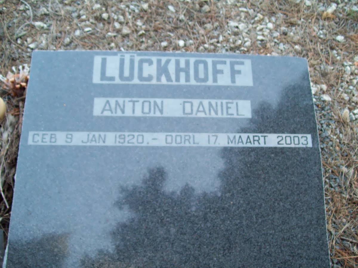 LUCKHOFF Anton Daniel 1920-2003