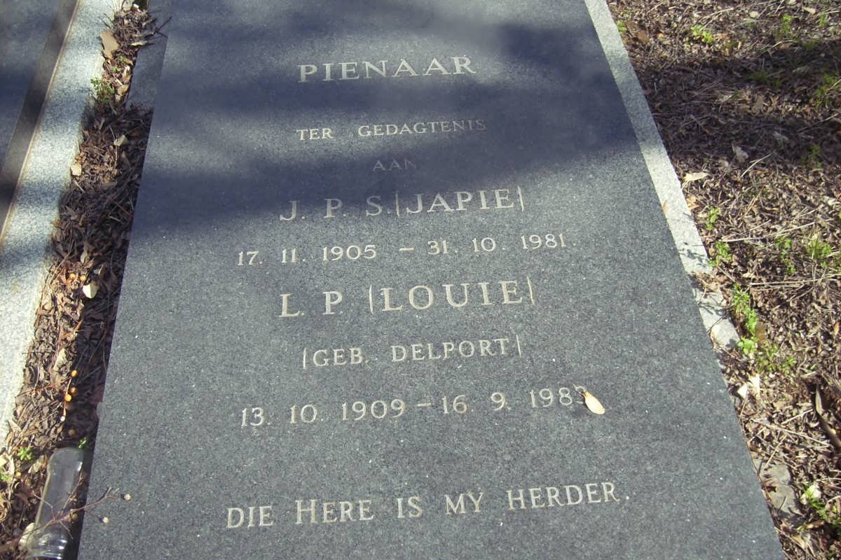 PIENAAR J.P.S. 1905-1981 &amp; L.P. DELPORT 1909-1983