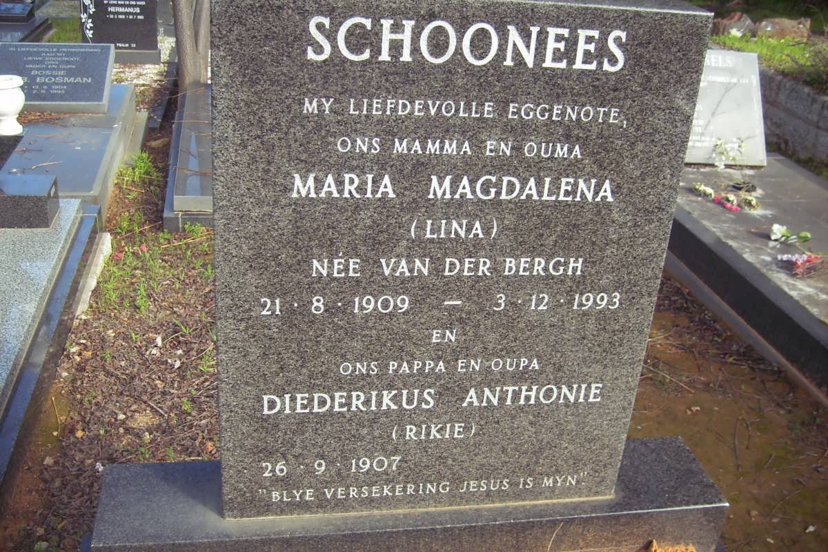 SCHOONEES Diederikus Anthonie 1907- &amp; Maria Magdalena VAN DER BERGH 1909-1993