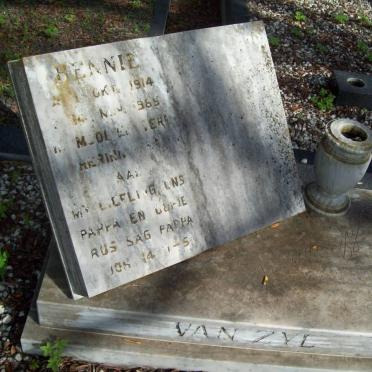ZYL Hennie, van 1914-1965