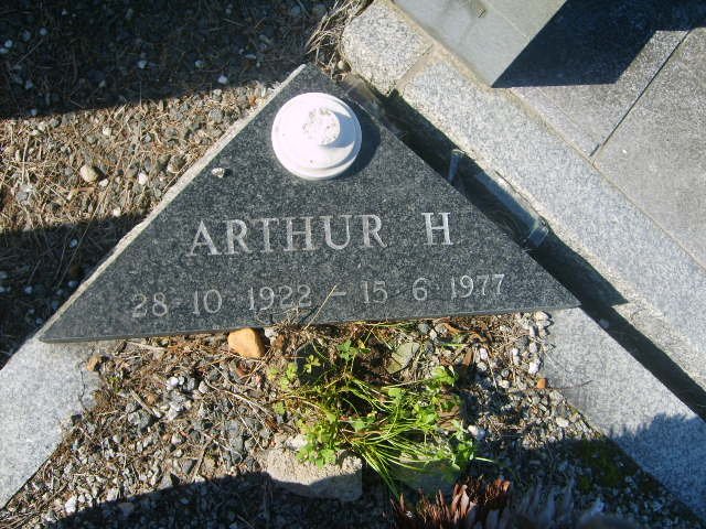 ARTHUR H. 1922-1977