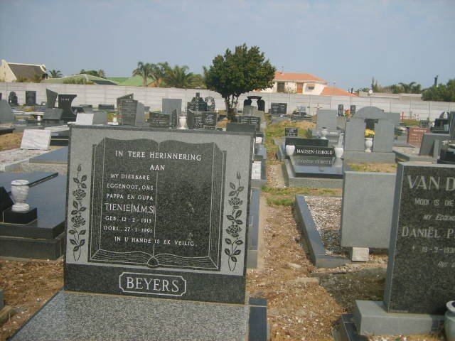 BEYERS M.M.S. 1913-1999