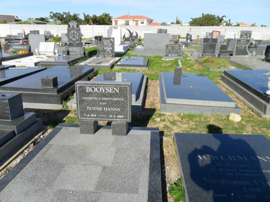 BOOYSEN Hanna 1914-1995
