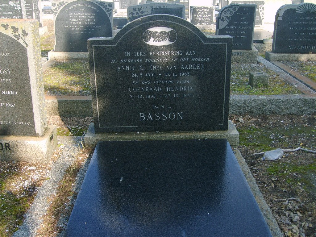 BASSON Coenraad Hendrik 1892-1974 &amp; Annie C. VAN AARDE 1891-1963