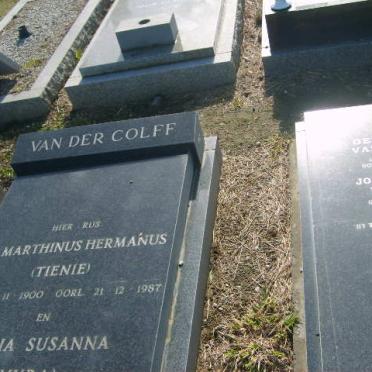 COLFF Marthinus Hermanus, van der 1900-1987 &amp; Maria Susanna