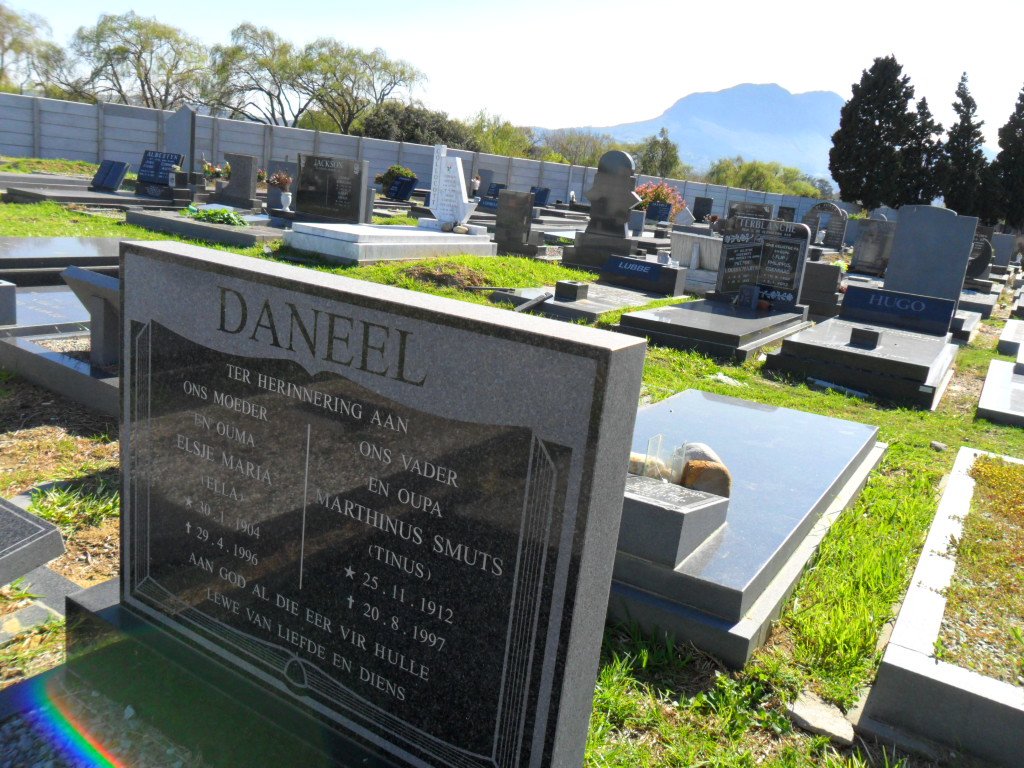 DANEEL Marthinus Smuts 1912-1997 &amp; Elsje Maria 1904-1996