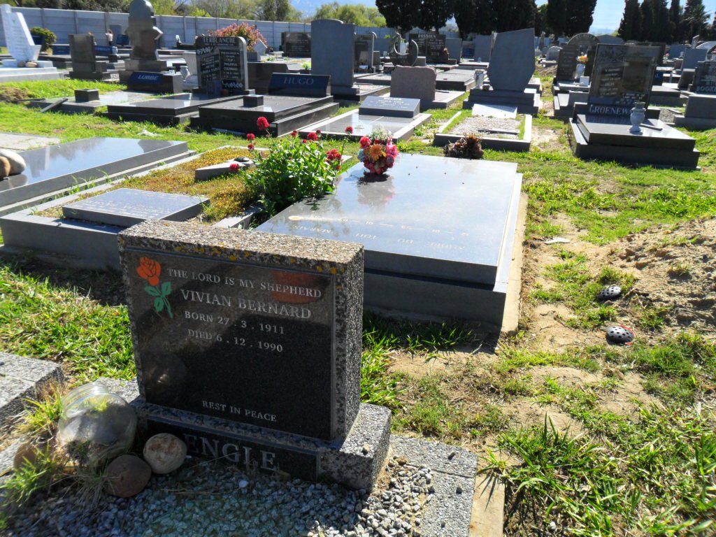ENGLE Vivian Bernard 1911-1990