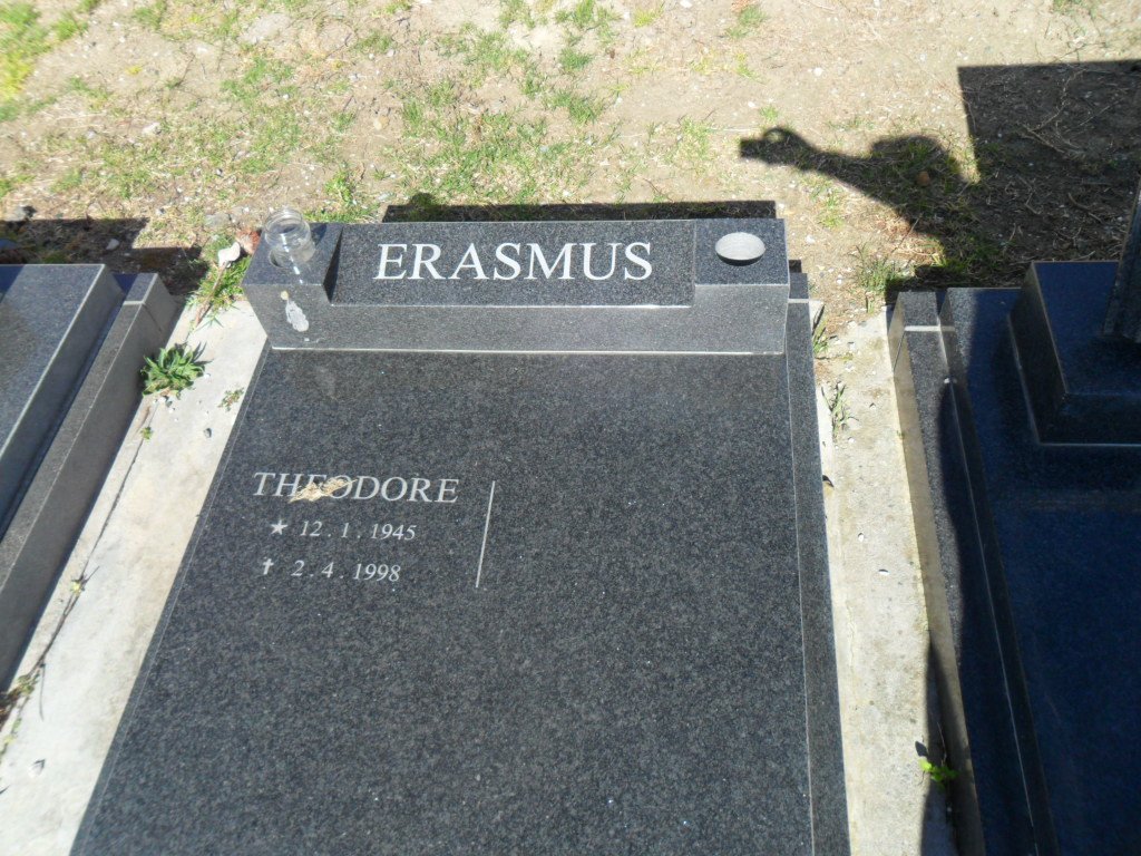 ERASMUS Theodore 1945-1998