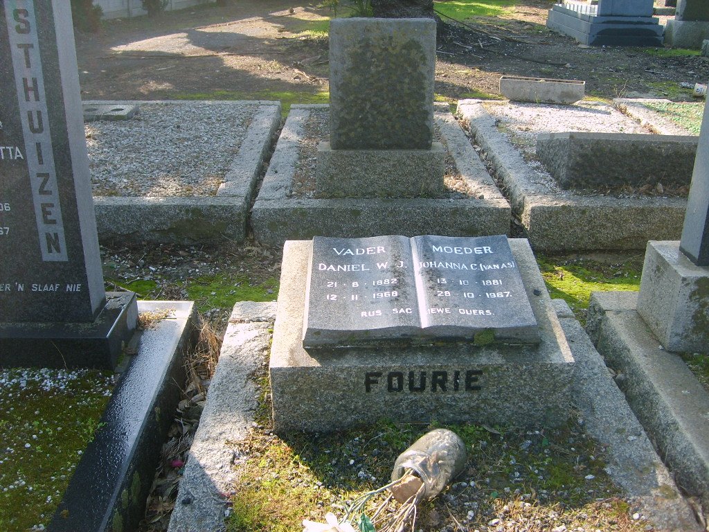 FOURIE Daniel W.J. 1882-1968 Johanna C. VAN AS 1881-1967