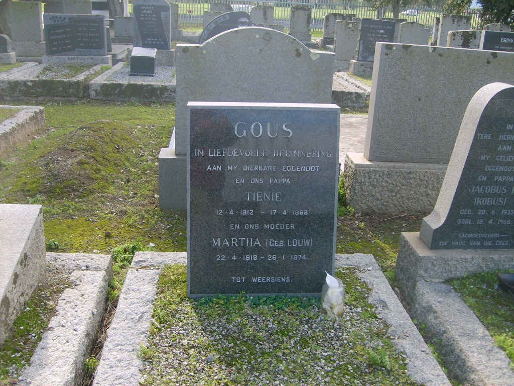 GOUS Tienie 1912-1968 &amp; Martha LOUW 1918-1974