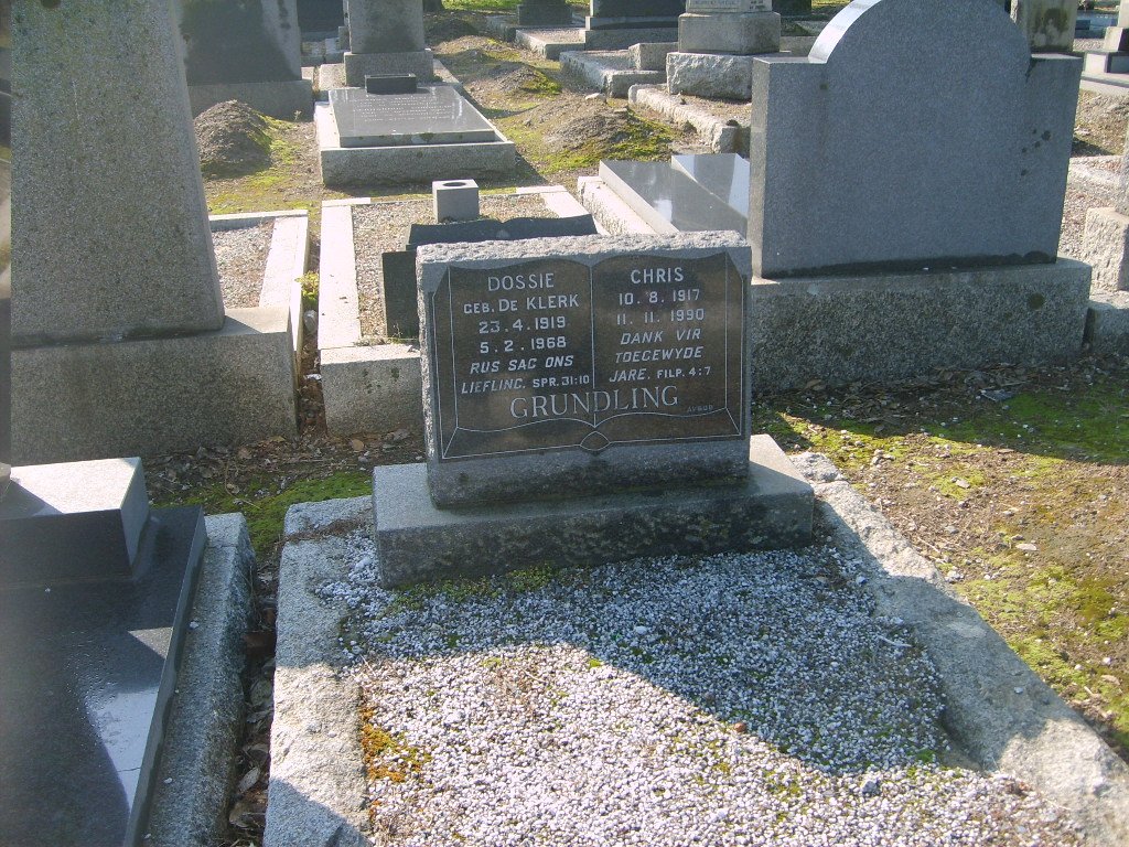 GRUNDLING Chris 1917-1990 &amp; Dossie DE KLERK 1919-1968