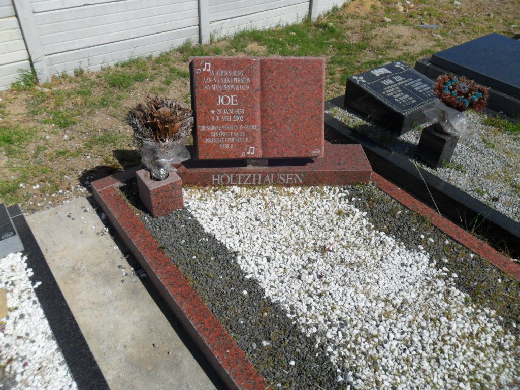HOLTZHAUSEN Joe 1938-2002