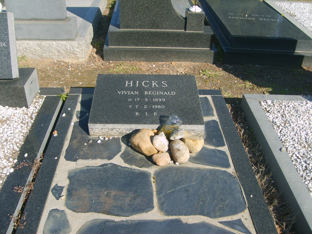 HICKS Vivian Reginald 1899-1980