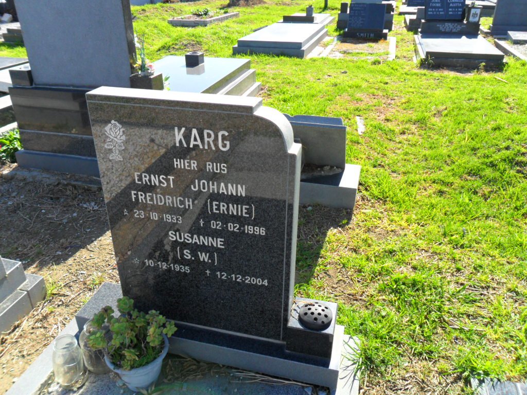 KARG Ernst Freiderick 1933-1996 &amp; Susanna 1935-2004