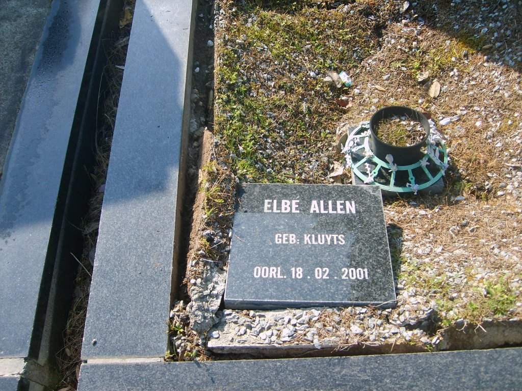 ALLEN Elbe nee KLUYTS -2001