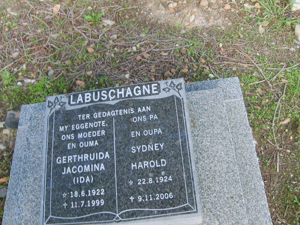 LABUSCHAGNE  Sydney harold 1924-2006 &amp; Gertruida Jacomina 1922-1999