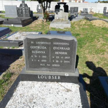 LOUBSER Coenraad Hendrik 1907-2004 &amp; Gertruida Susanna 1913-1993