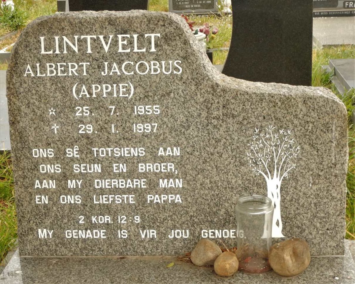 LINTVELT Albert Jacobus 1955-1997