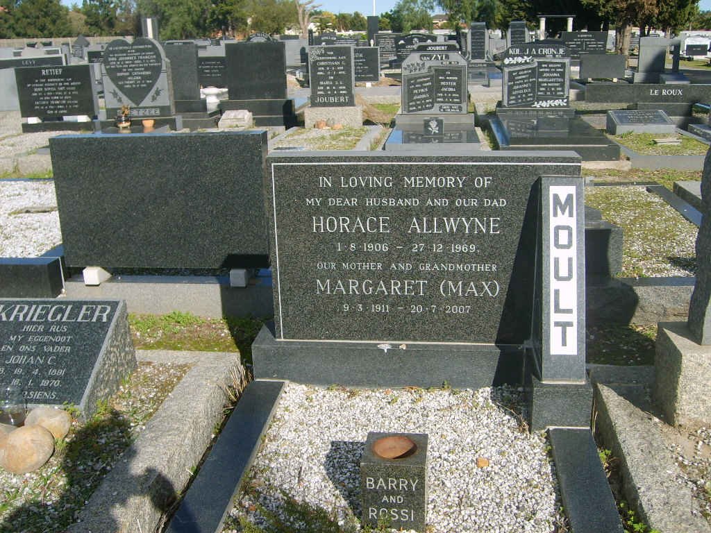 MOULT Horace Allwyne 1906-1969 &amp; Margaret 1911-2007