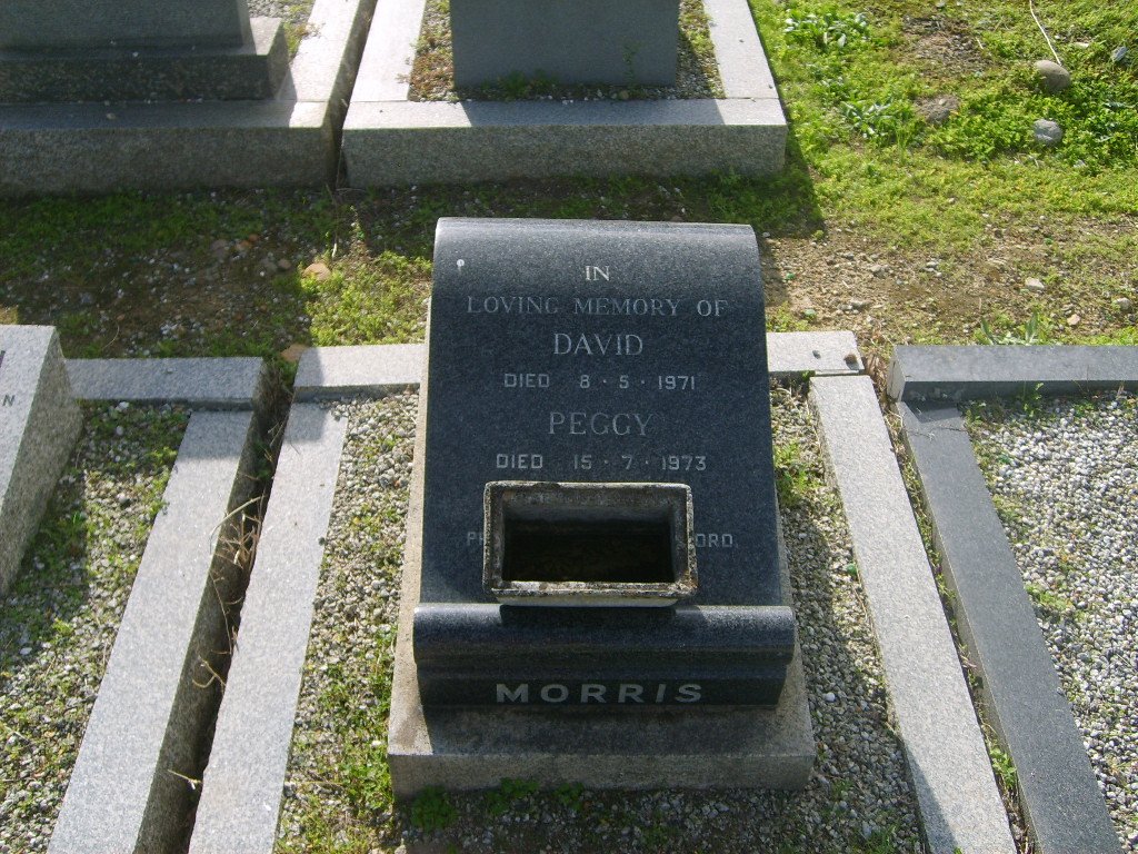 MORRIS David -1971 &amp; Peggy -1973