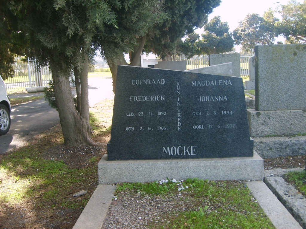 MOCKE Coenraad Frederick 1892-1966 &amp; Magdalena Johanna 1894-1972
