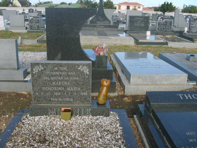 MUNNIK Maryna Hendrina Maria 1919-1986