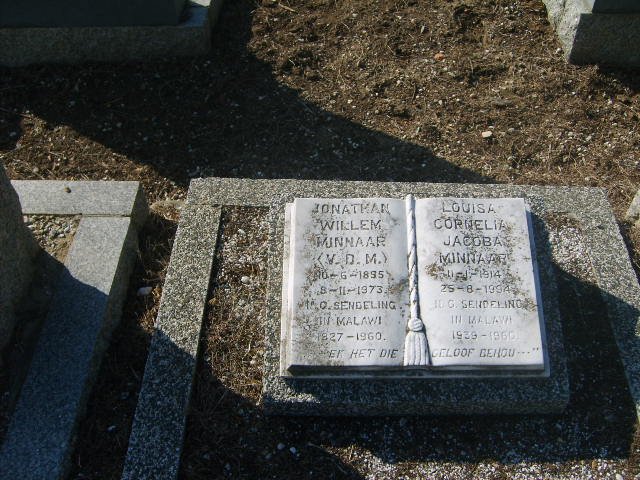 MINNAAR Jonathan Willem 1895-1973 &amp; Louisa Cornelia Jacoba 1914-1994