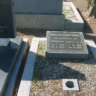 MERWE Ernst, van der 1903-1978 &amp; Hermine 1903-1972