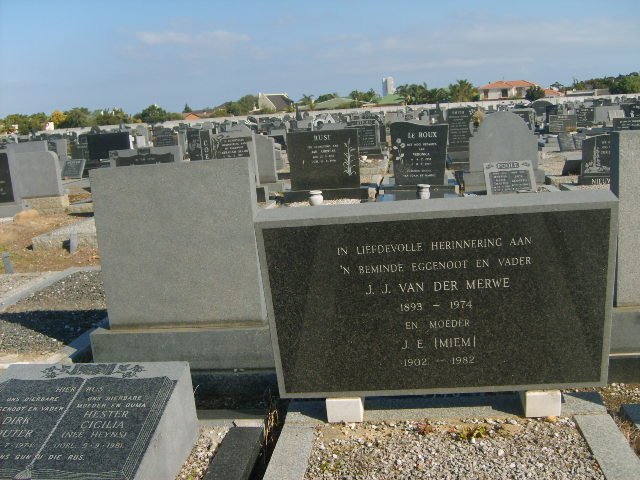 MERWE J.J., van der 1893-1974 &amp; J.E. 1902-1982