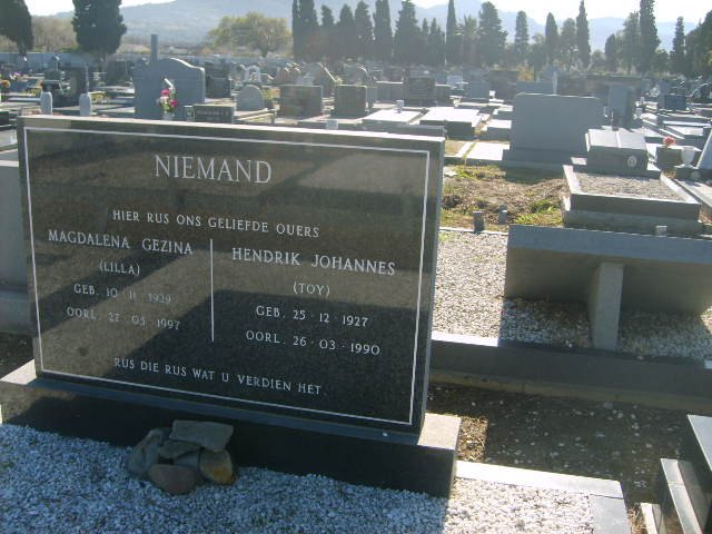 NIEMAND Hendrik Johannes 1927-1990 &amp; Magdalena Gezina 1929-1997