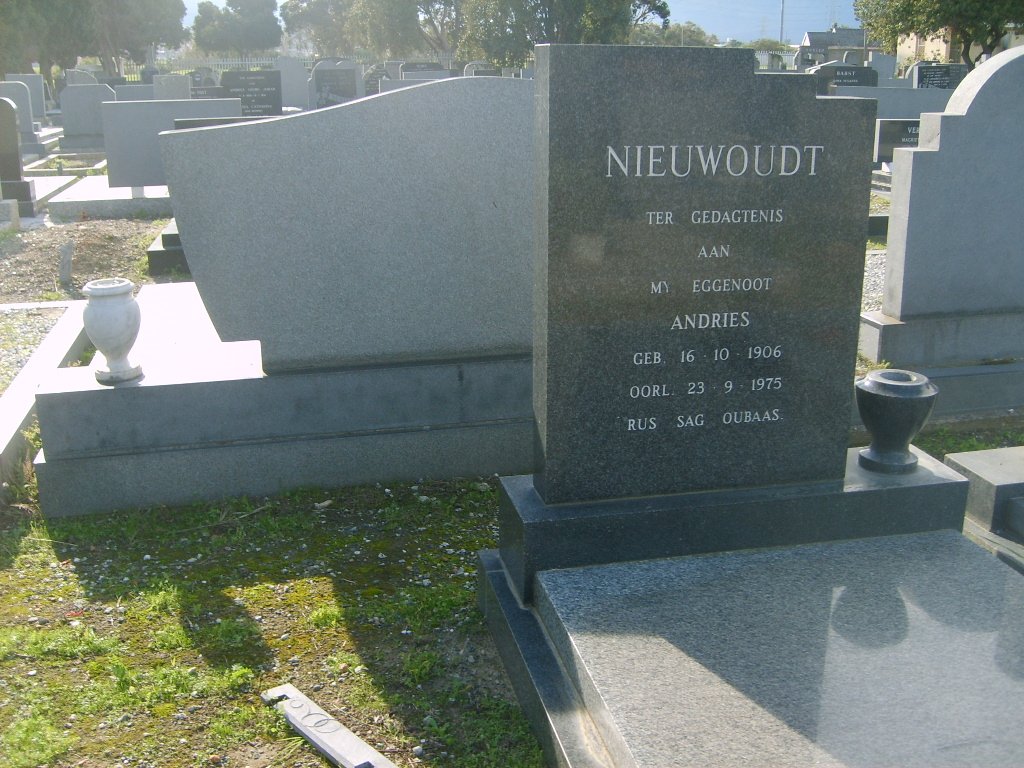 NIEUWOUDT Andries 1906-1975