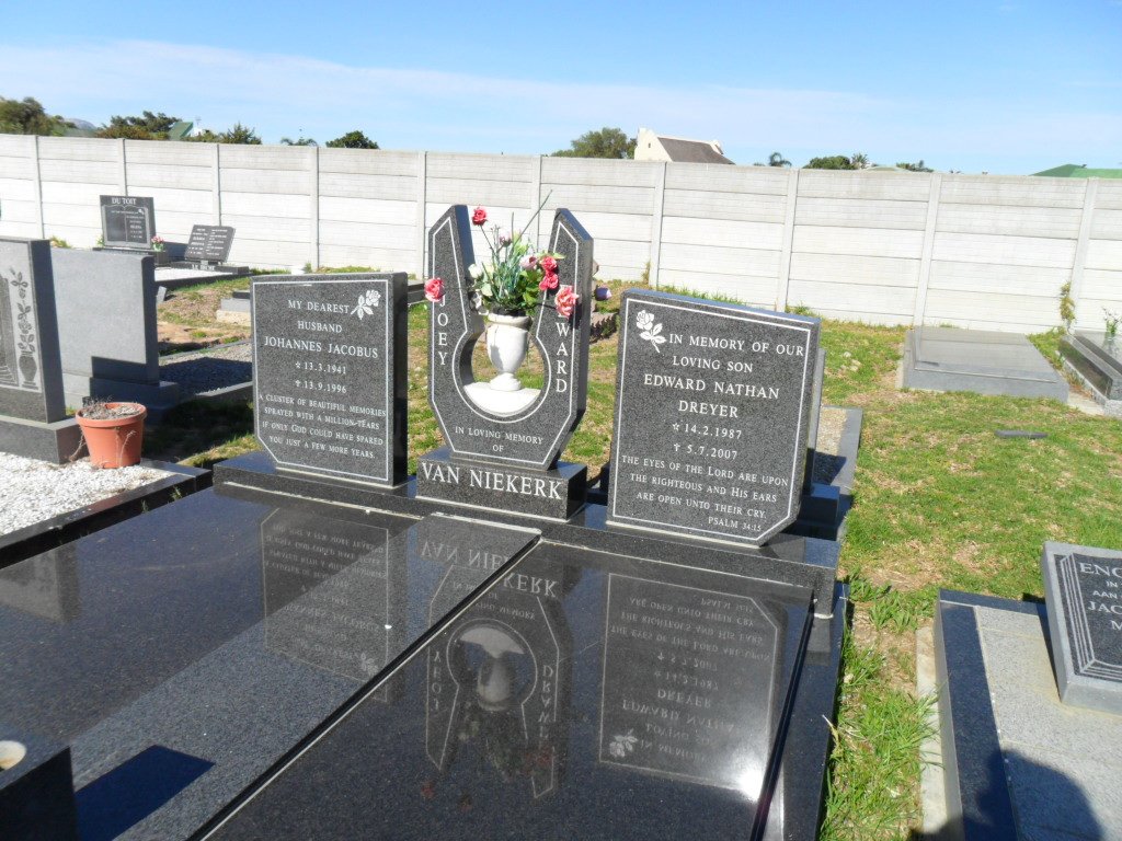 NIEKERK Johannes Jacobus, van 1941-1996 :: VAN NIEKERK Edward Nathan Dreyer 1987-2007