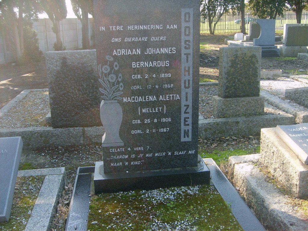 OOSTERHUIZEN Adriaan Johannes Bernadus 1899-1968 &amp; Magdalena Aletta MELLET 1906-1967