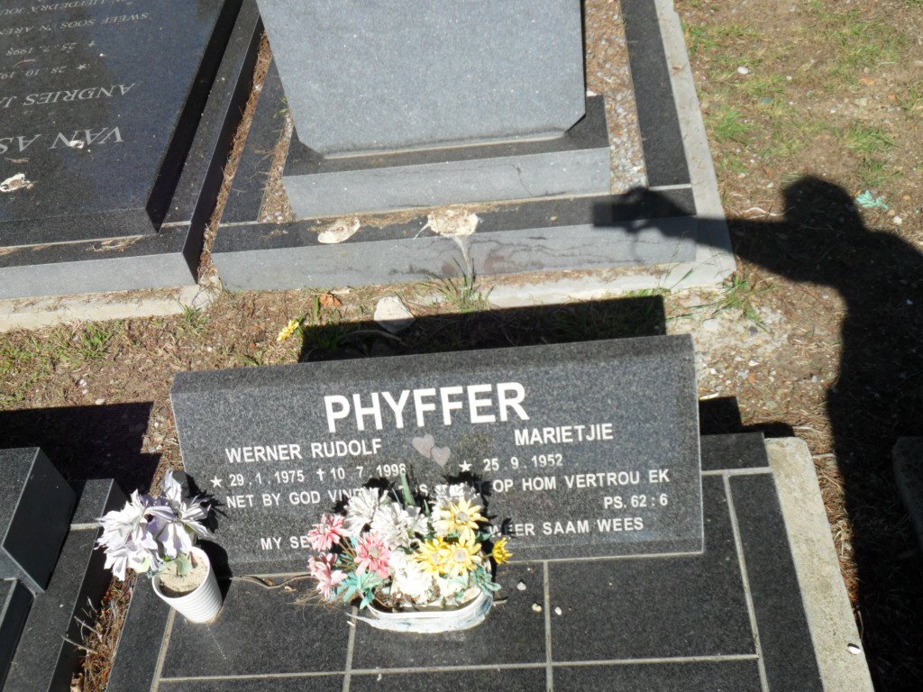 PHYFFER Werner Rudolf 1975-1998 :: PHYFFER Marietjie 1952-