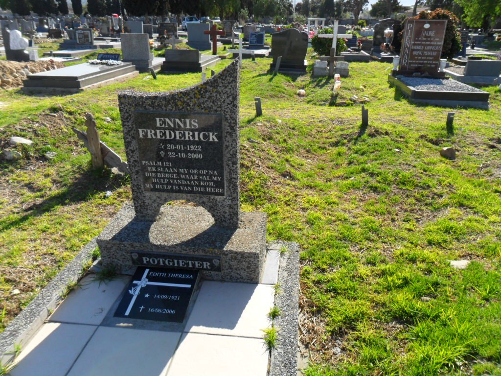 POTGIETER Ennis Frederick 1922-2000 &amp; Edith Theresa 1921-2006