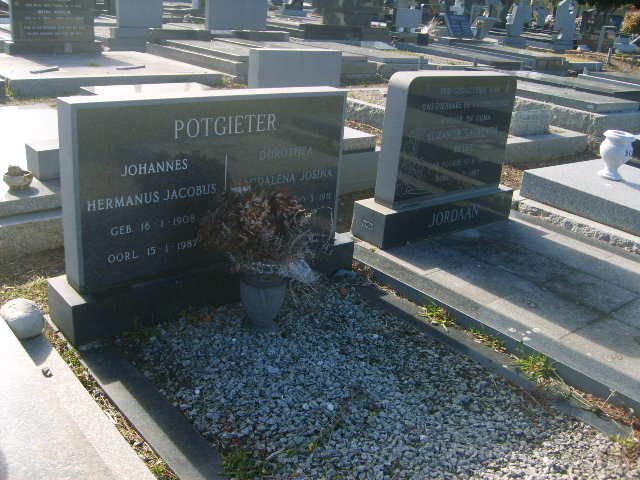 POTGIETER Johannes Hermanus Jacobus 1908-1987 &amp; Dorothea Magdalena Josina 1911-1988