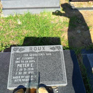 ROUX Pieter E. 1930-1995