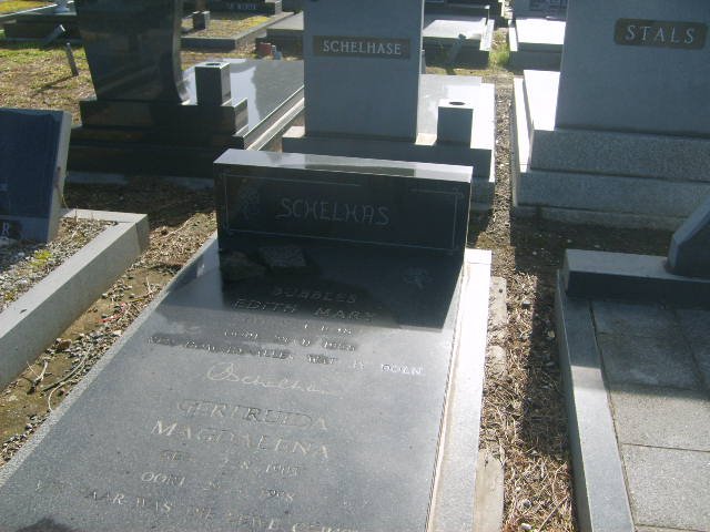 SCHELHAS Edith Mary 1946-1988 :: SCHELHAS Gertruida Magdalena ??-1988