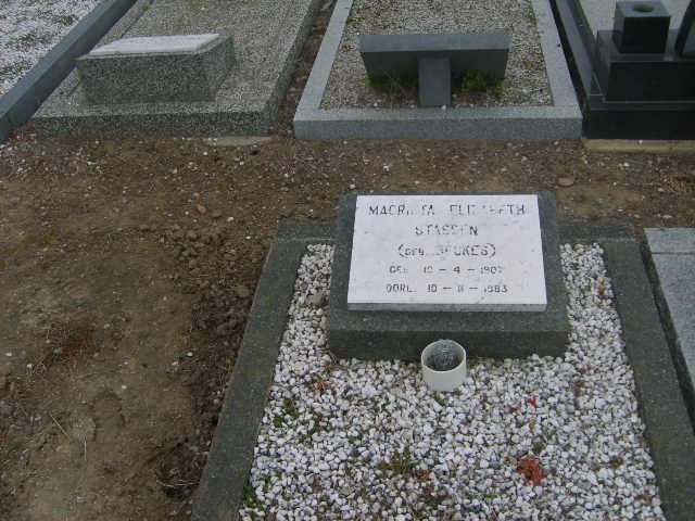 STASSEN Magrieta Elizabeth nee BEUKES 1907-1983