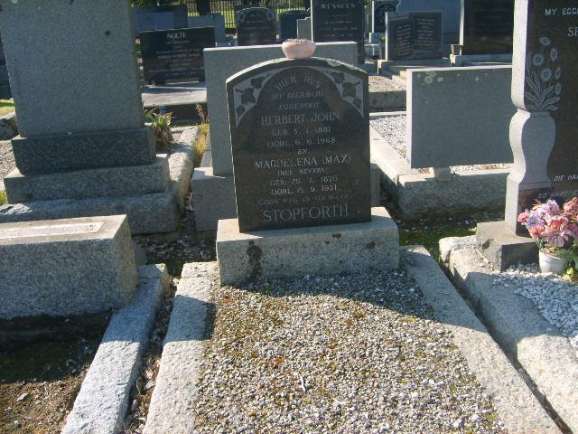 STOPFORTH Herbert John 1881-1968 &amp; Magdalena 187?-1971